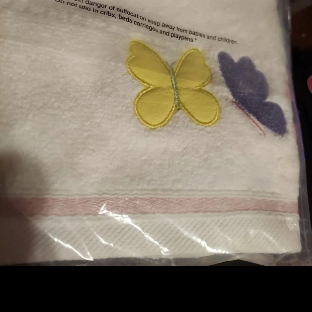 Martha Stewart Collection Spring Butterfly Hand Towels Set of 2 BNWT RETIRED